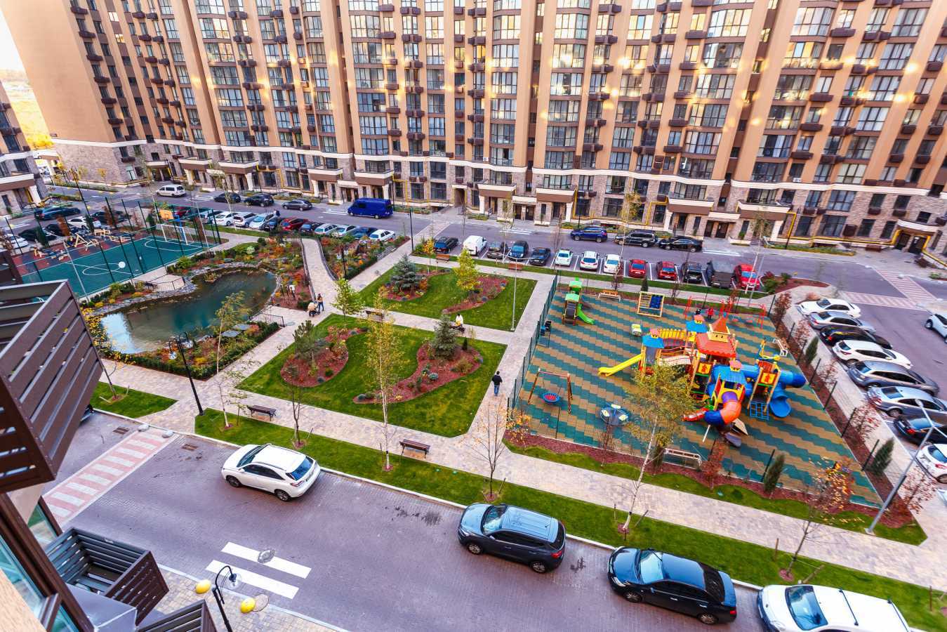 Продаж 1-кімнатної квартири 35 м², Миру вул., 2В
