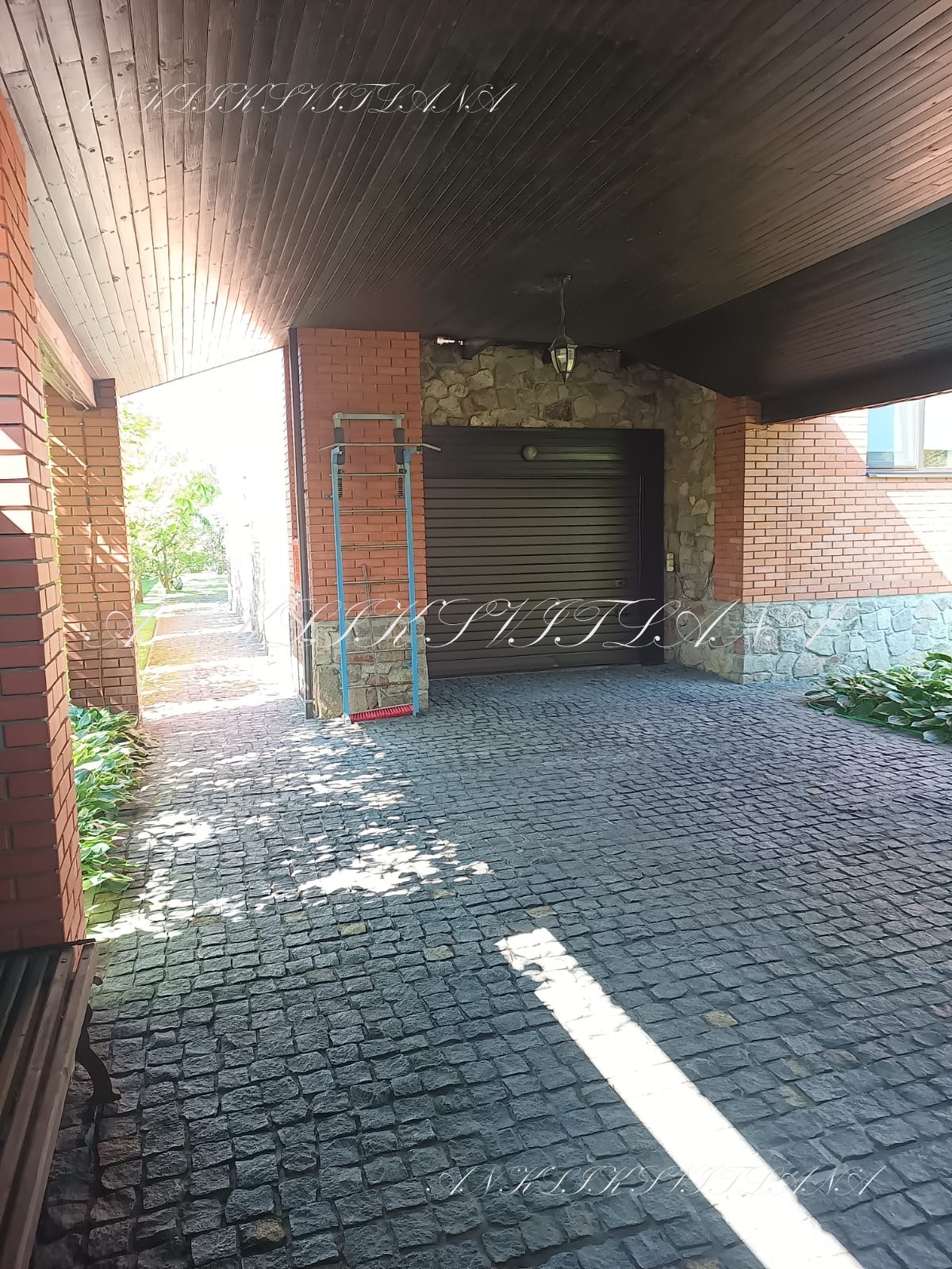 Аренда коттеджа 400 м², Демидовская ул.