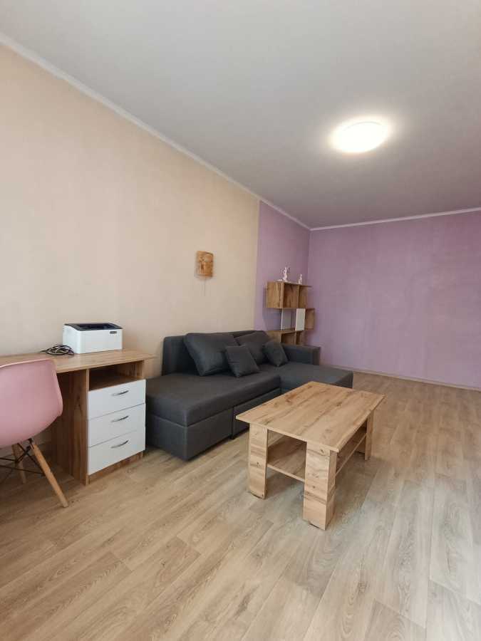 Продаж 2-кімнатної квартири 56.4 м², Анни Ахматової вул., 43