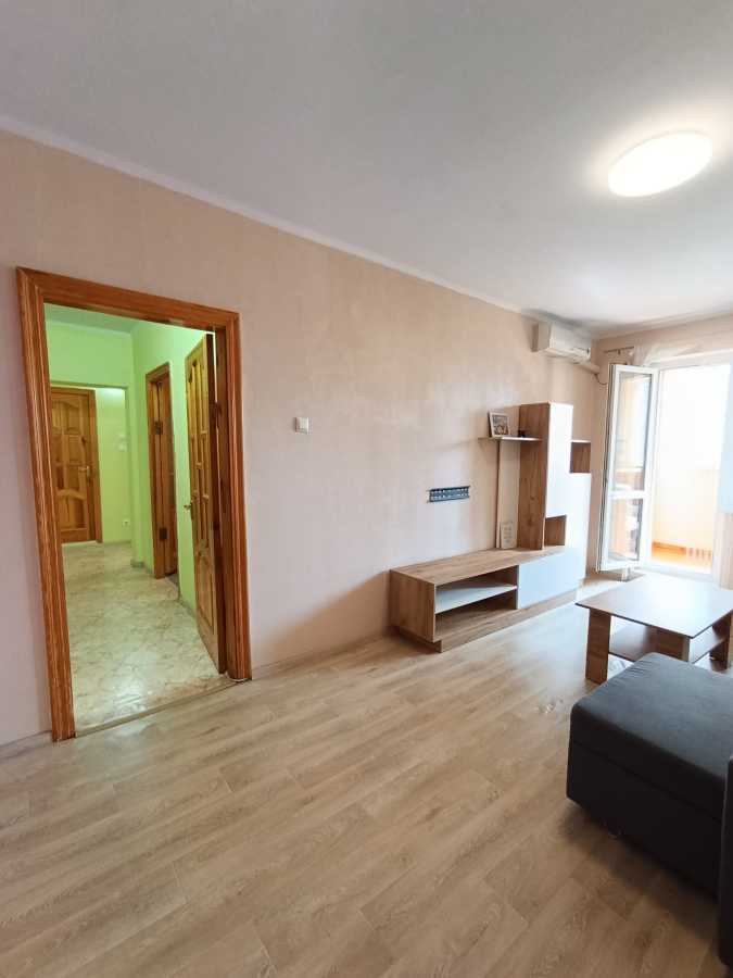 Продаж 2-кімнатної квартири 56.4 м², Анни Ахматової вул., 43