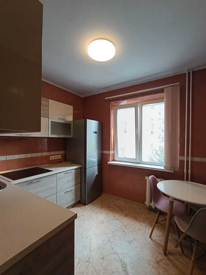 Продаж 2-кімнатної квартири 56.4 м², Анни Ахматової вул., 43
