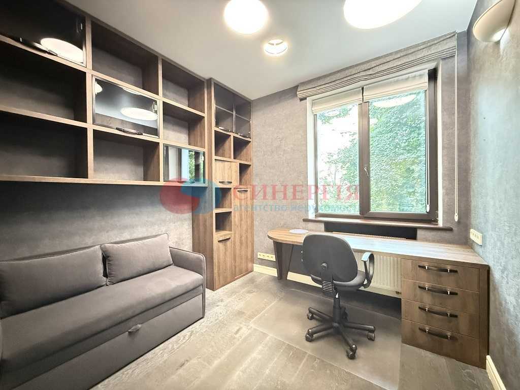 Аренда 4-комнатной квартиры 105 м², Ивана Мазепы ул., 3Б