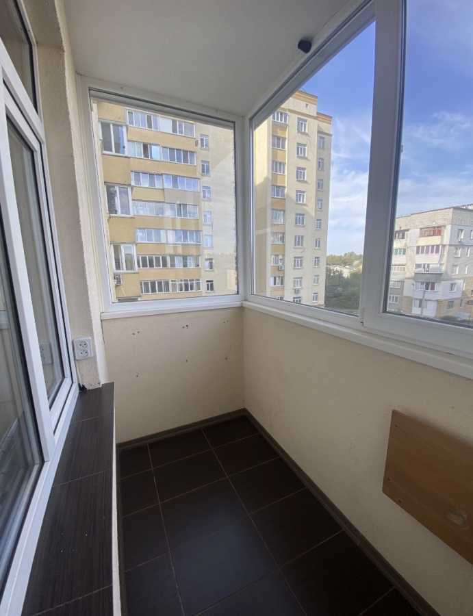 Продаж 2-кімнатної квартири 73.6 м², Центральна вул., 33В