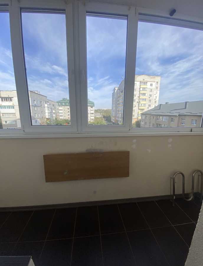 Продаж 2-кімнатної квартири 73.6 м², Центральна вул., 33В
