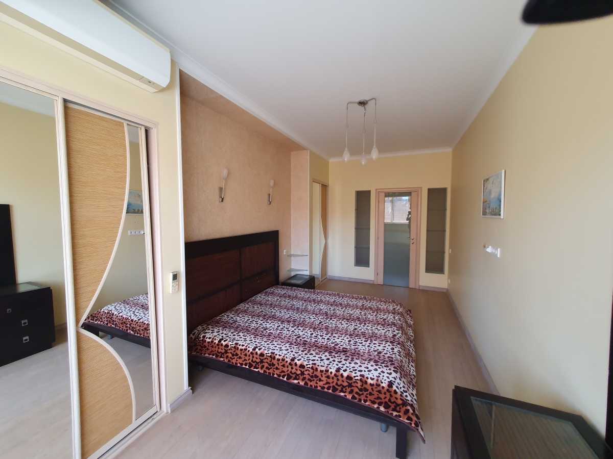 Аренда 3-комнатной квартиры 100 м², Вячеслава Черновола ул., 25