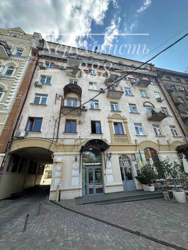 Продаж 2-кімнатної квартири 50 м², Івана Франка вул., 7