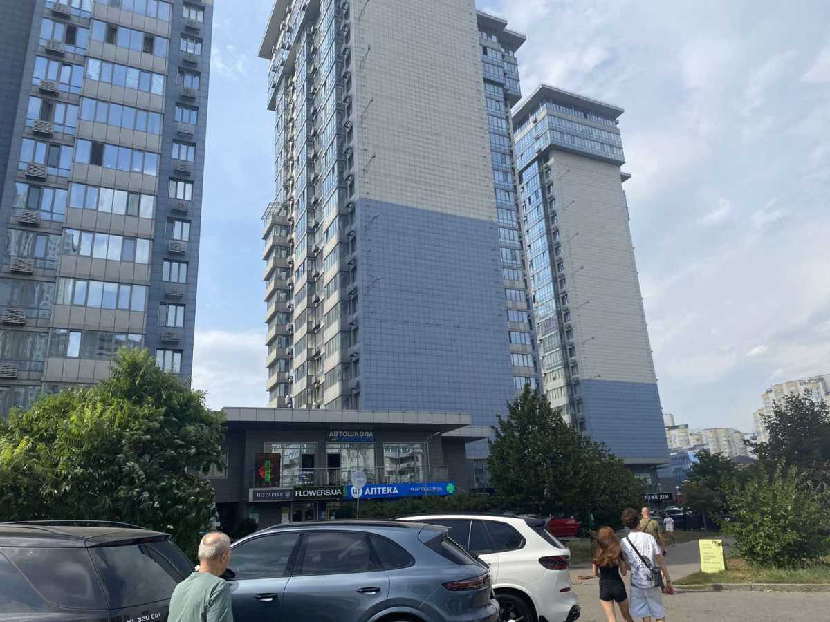 Аренда офиса 21.8 м², Днепровская наб., 14