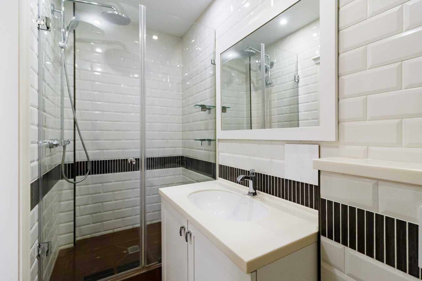Продаж 4-кімнатної квартири 143.5 м², Дмитрівська вул., 75