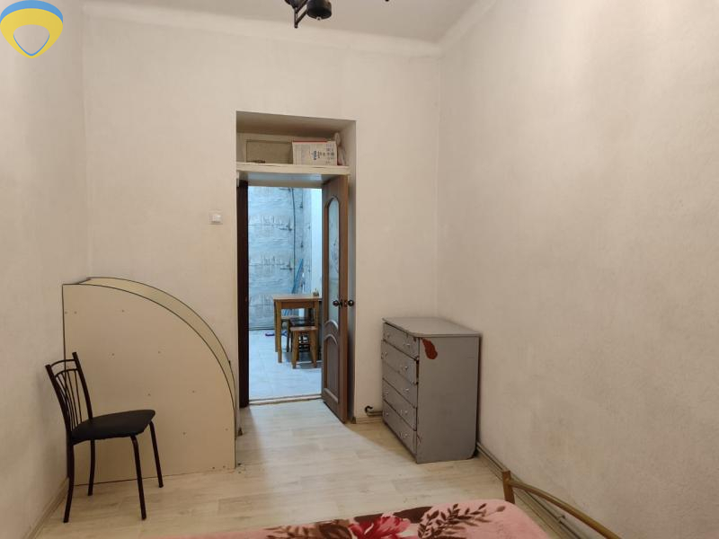 Продажа 2-комнатной квартиры 38.5 м², Манежная ул.