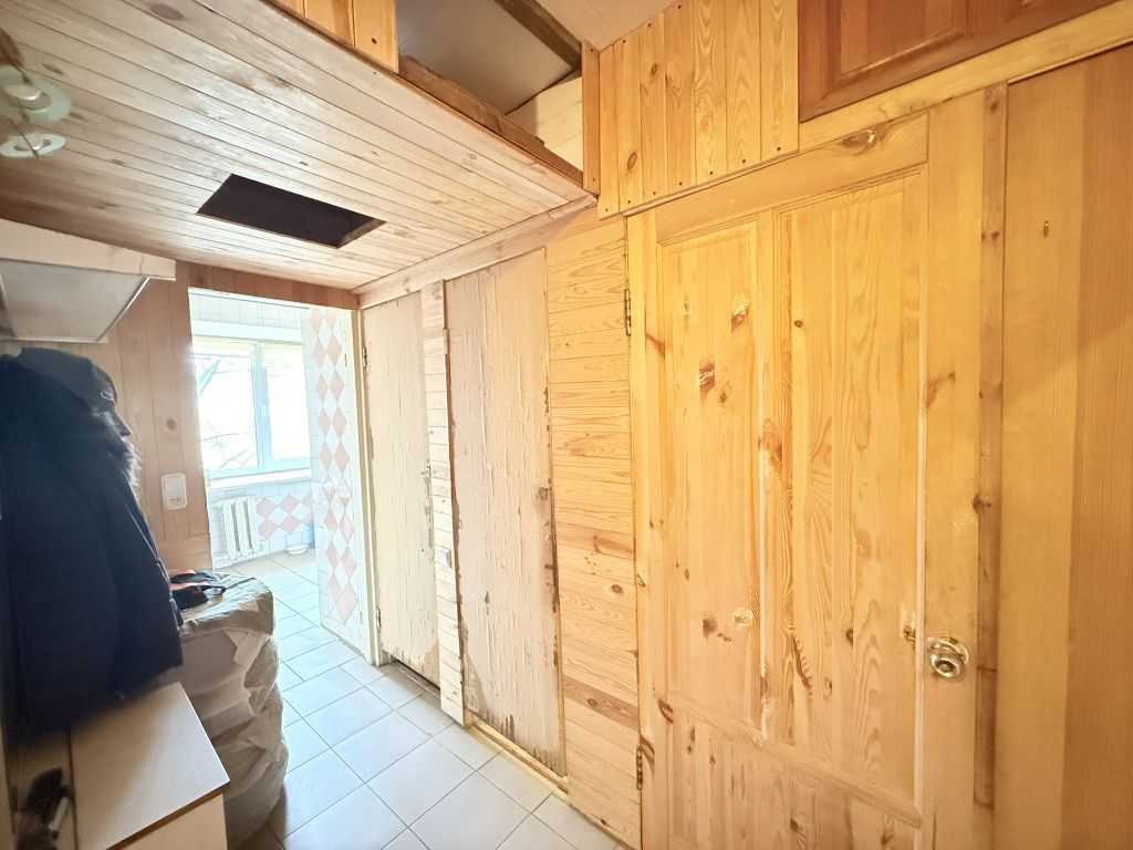 Продаж 3-кімнатної квартири 58 м², Новаторів вул., 4