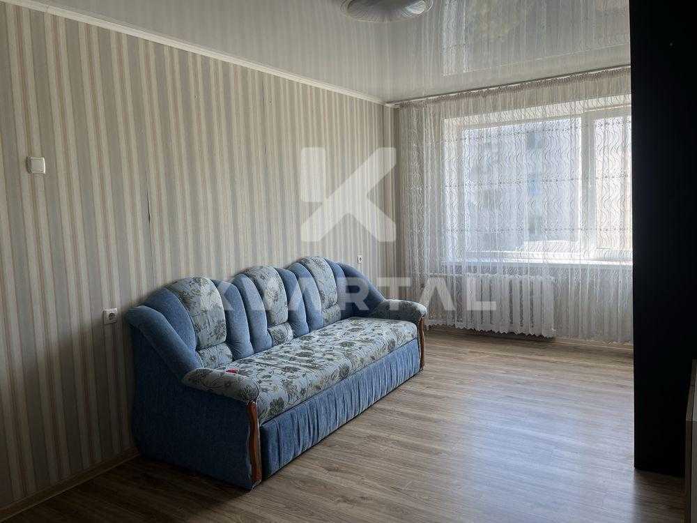 Продаж 1-кімнатної квартири 30 м², Миру вул., 6