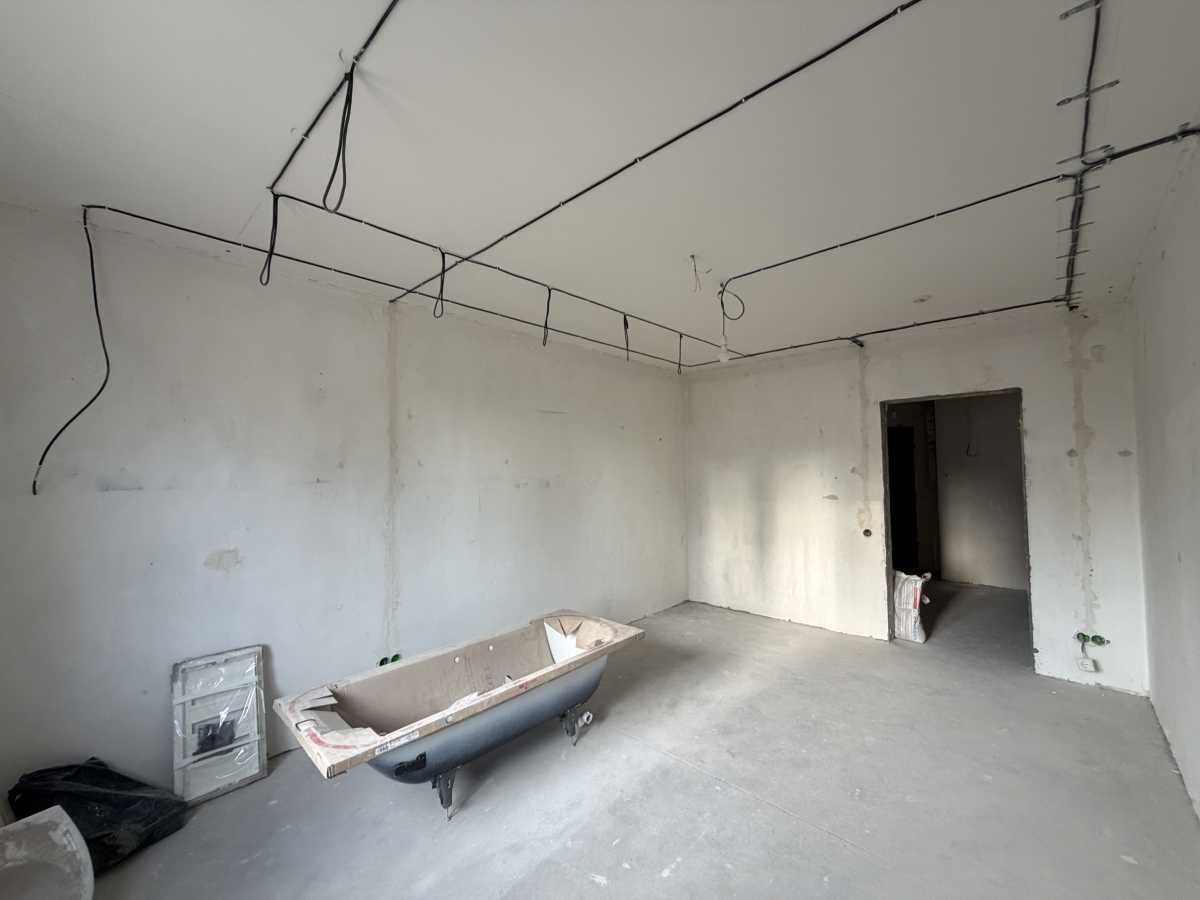 Продаж 2-кімнатної квартири 74 м², Сергія Данченка вул., 3