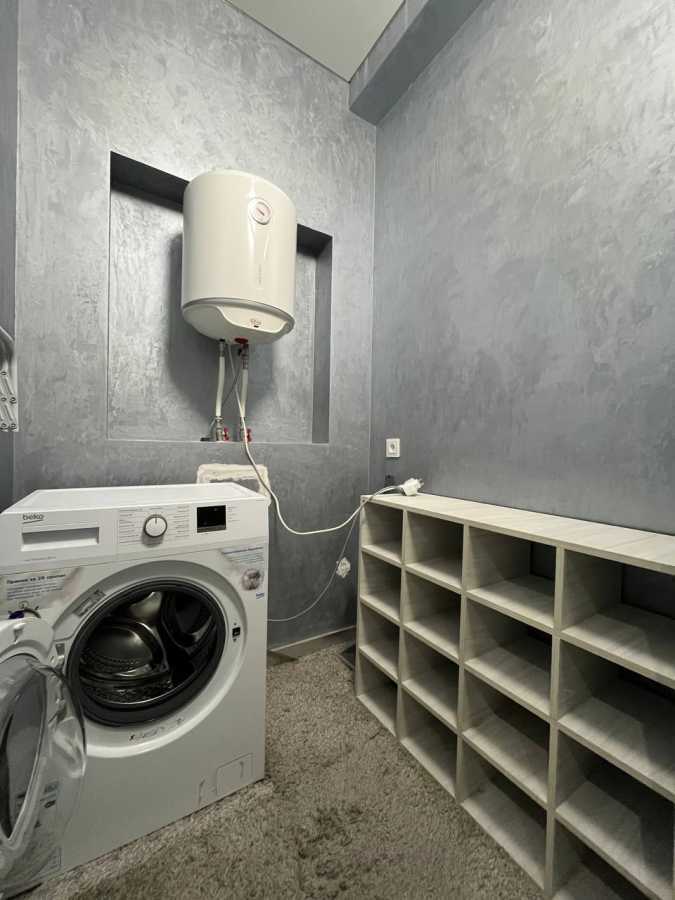 Продаж 1-кімнатної квартири 38 м², Михайла Максимовича вул., 24Б
