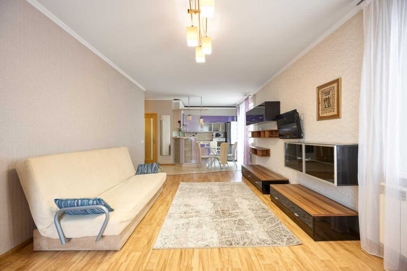 Продажа 1-комнатной квартиры 38 м², Зимняя Горишня ул.