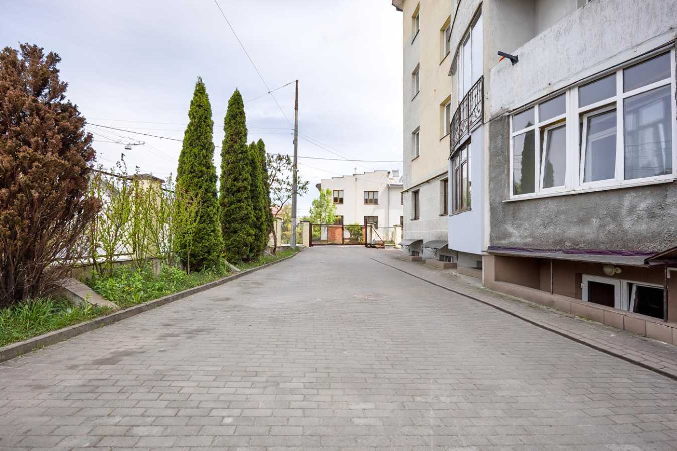 Продажа 1-комнатной квартиры 38 м², Зимняя Горишня ул.