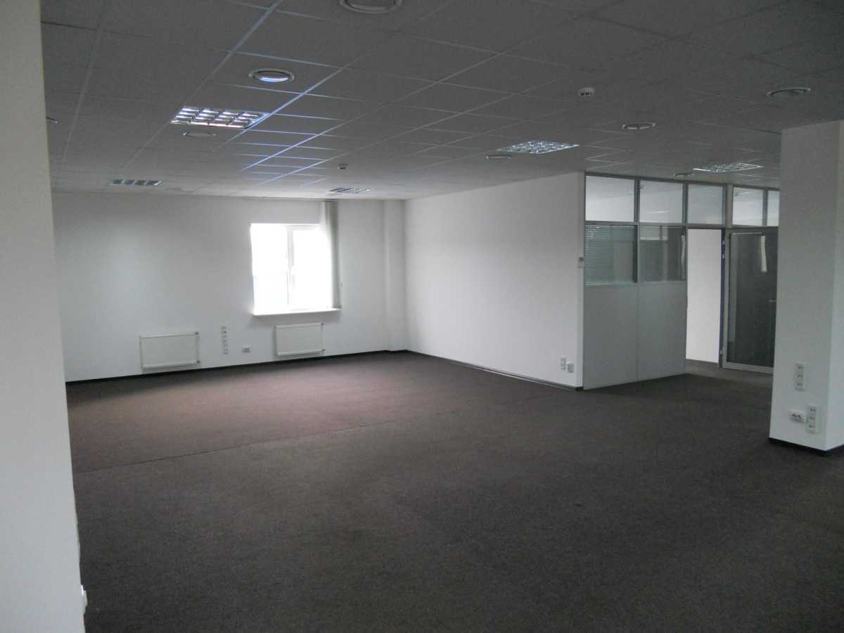Оренда офісу 430 м², Новокостянтинівська вул.