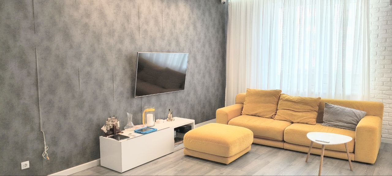 Аренда 2-комнатной квартиры 100 м², Малиновского Маршала ул.