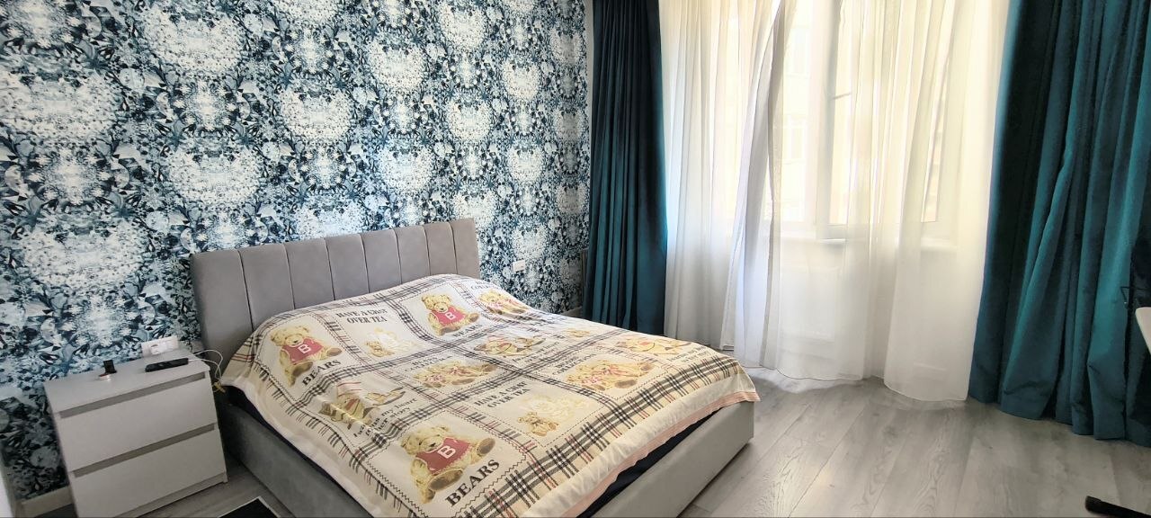 Аренда 2-комнатной квартиры 100 м², Малиновского Маршала ул.