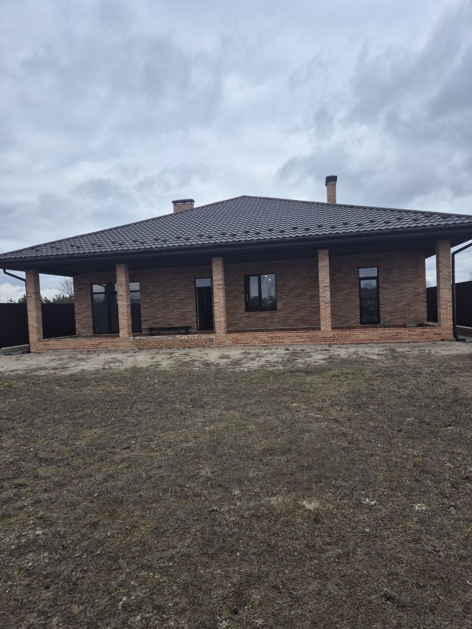 Продаж будинку 214 м²