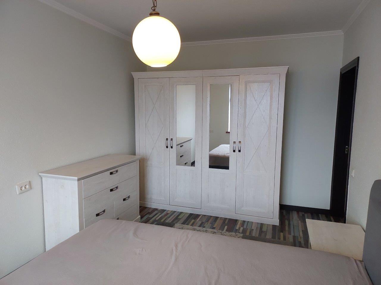 Продажа 4-комнатной квартиры 93 м², Кирилловская ул., 30/5