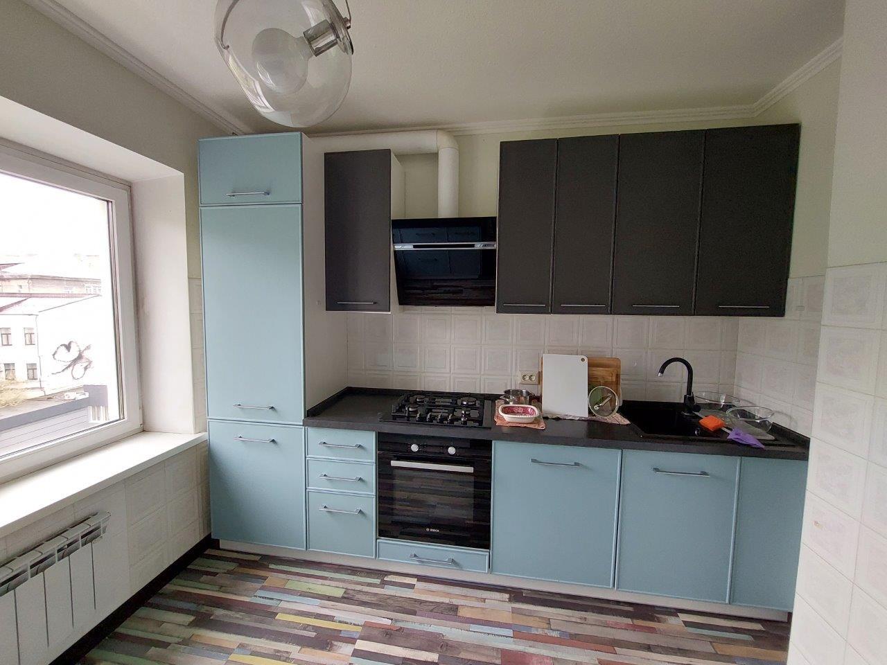 Продажа 4-комнатной квартиры 93 м², Кирилловская ул., 30/5