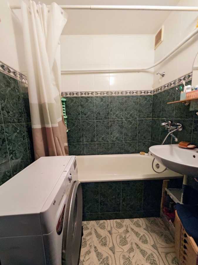 Продаж 2-кімнатної квартири 54 м², Урлівська вул., 1/8