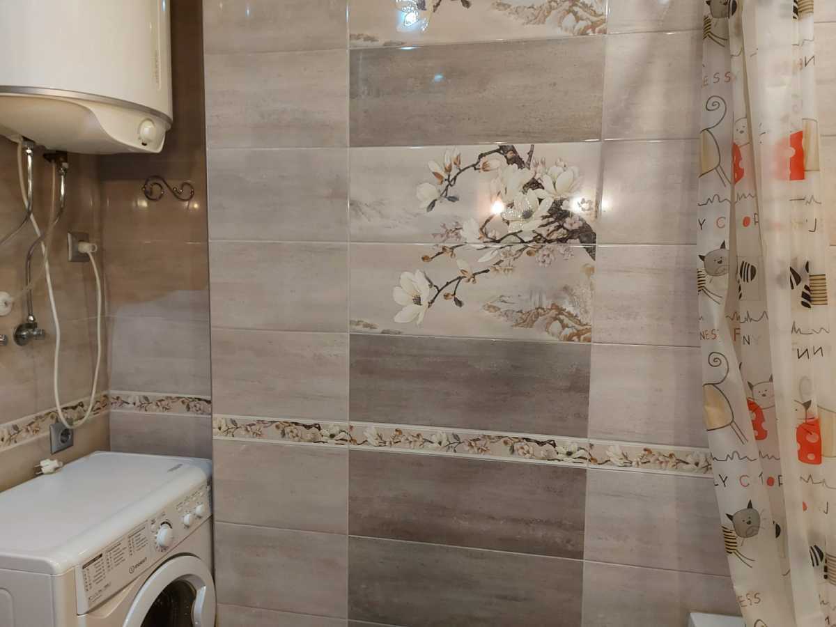 Продаж 1-кімнатної квартири 50 м², Михайла Донця вул., Драгоманова, 2А
