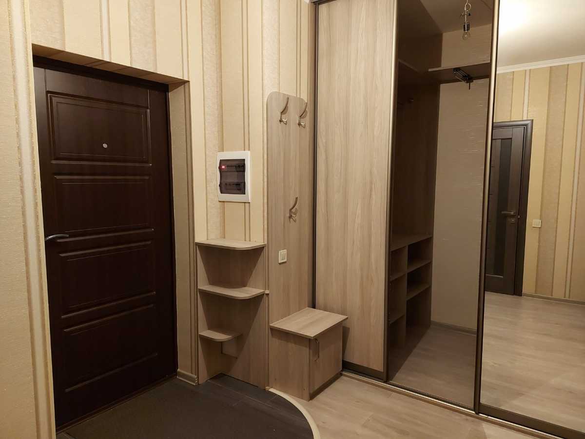Продаж 1-кімнатної квартири 50 м², Михайла Донця вул., Драгоманова, 2А