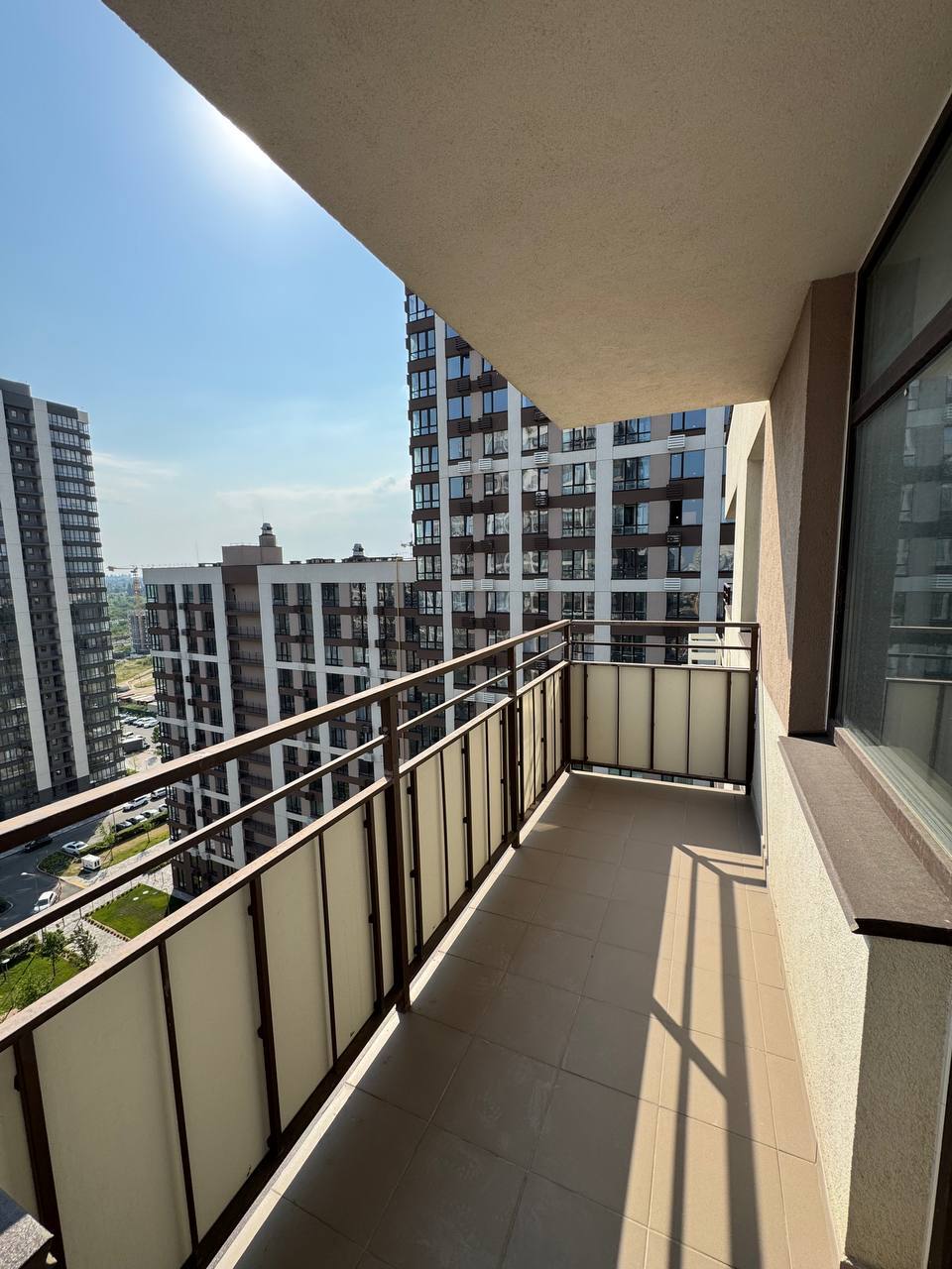 Продажа 2-комнатной квартиры 69 м², Александра Олеся ул., 4