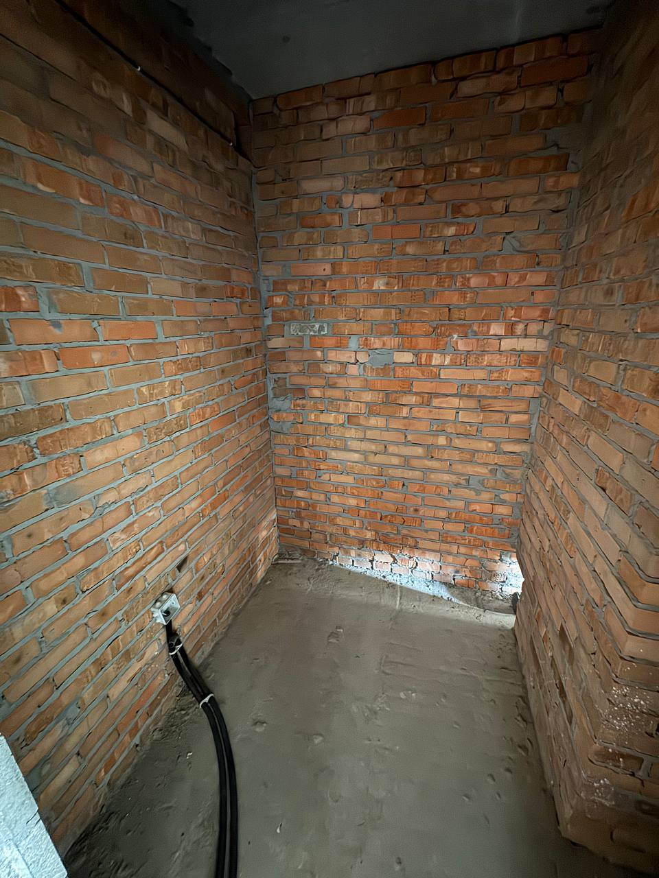 Продажа 2-комнатной квартиры 69 м², Александра Олеся ул., 4