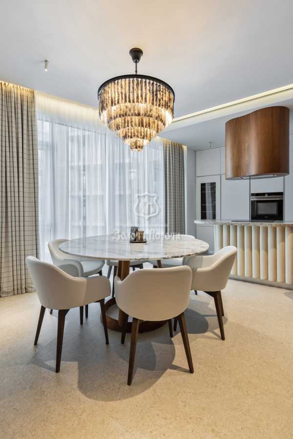 Продаж 3-кімнатної квартири 160 м², Буслівська вул., 12