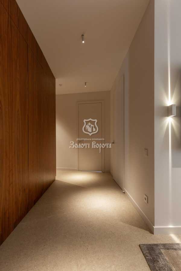 Продаж 3-кімнатної квартири 160 м², Буслівська вул., 12