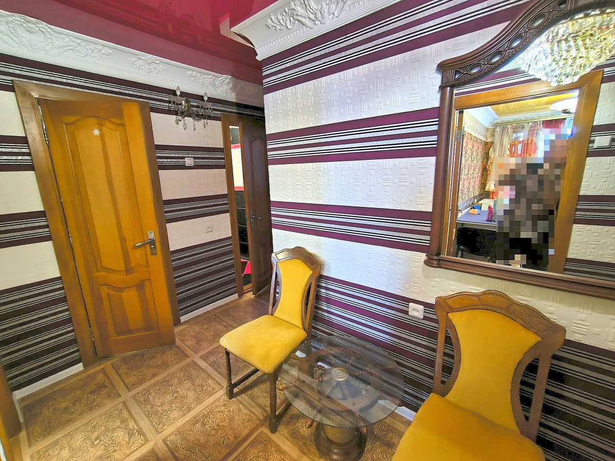 Продаж 2-кімнатної квартири 49.5 м², Комсомольська