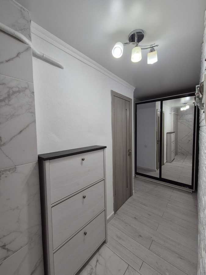 Продаж 2-кімнатної квартири 44.7 м², Вавілових вул., 16/12