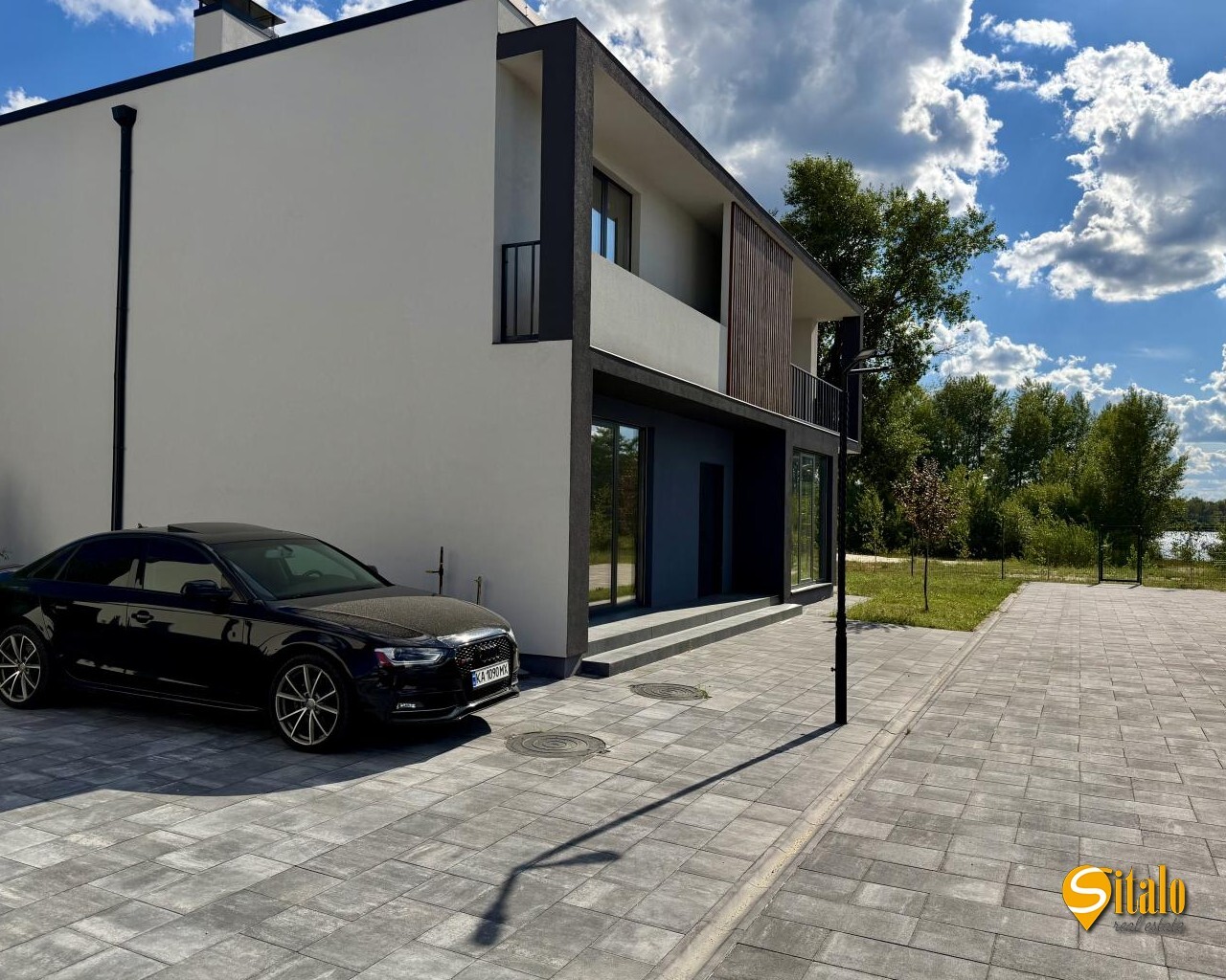 Продажа дома 195 м², 1-я Озерная ул.
