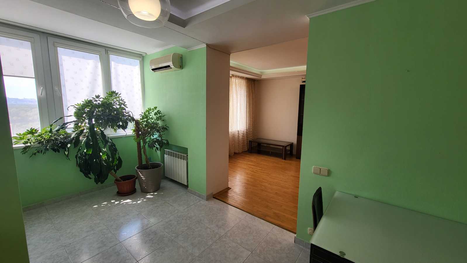 Аренда 4-комнатной квартиры 112 м², Никольско-Слободская ул., 6В