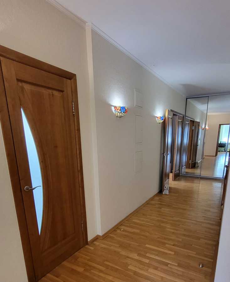 Аренда 4-комнатной квартиры 112 м², Никольско-Слободская ул., 6В