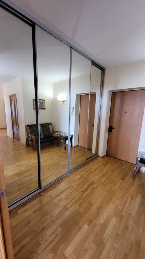 Аренда 4-комнатной квартиры 112 м², Никольско-Слободская ул., 6В