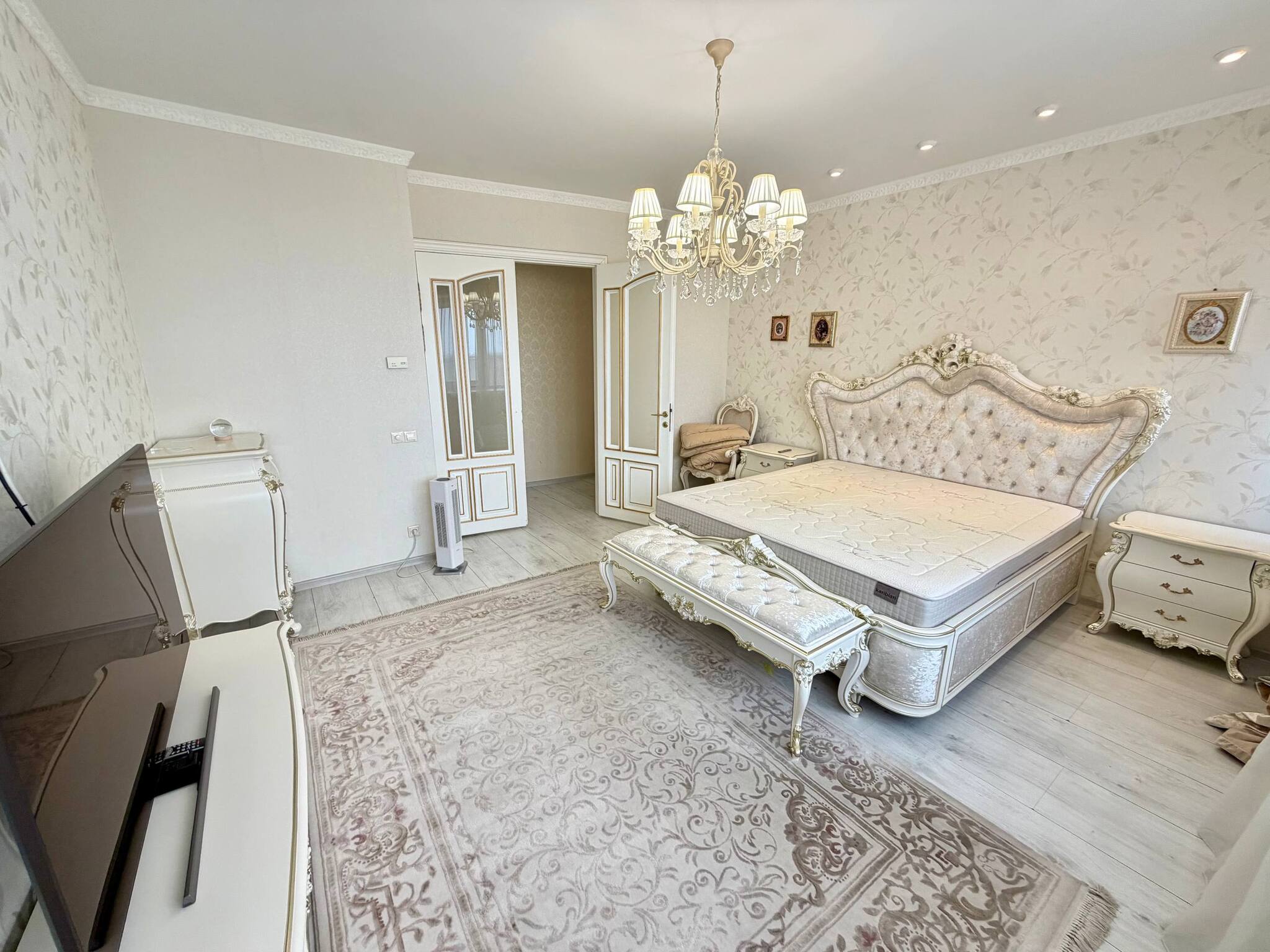 Аренда 3-комнатной квартиры 130 м², Владимира Вернадского ул.