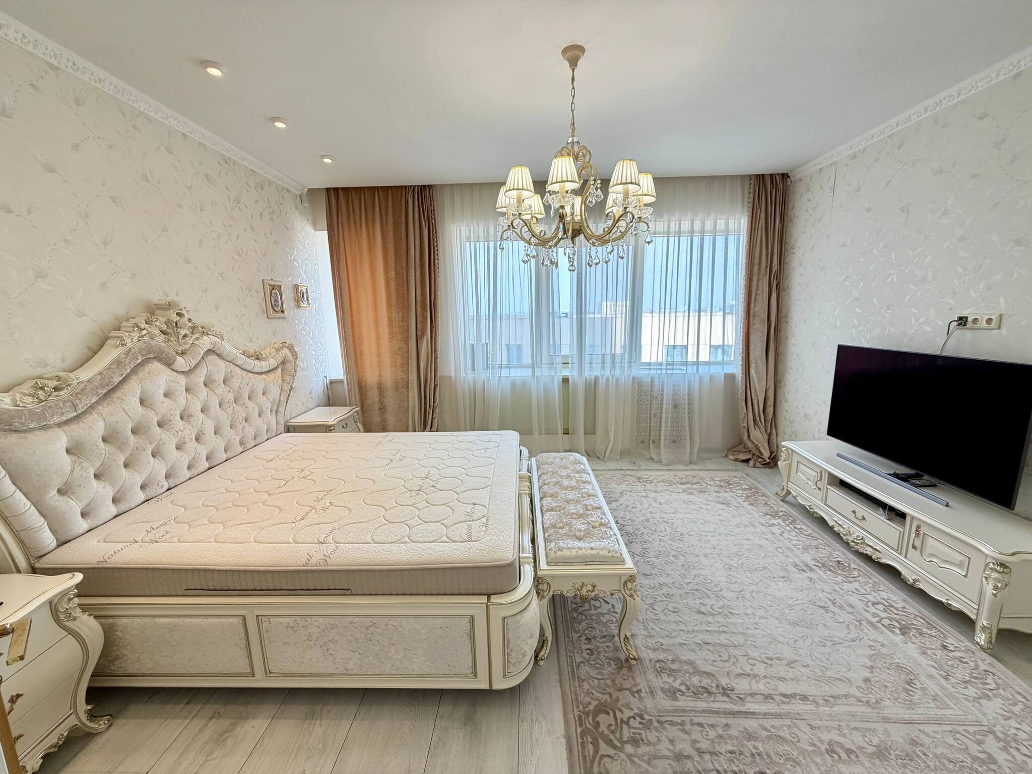 Аренда 3-комнатной квартиры 130 м², Владимира Вернадского ул.