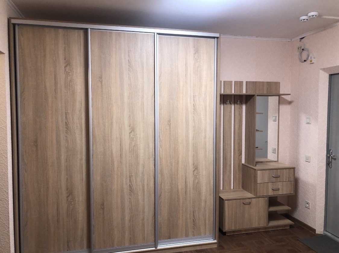 Продаж 1-кімнатної квартири 49 м², Ревуцького вул., 54