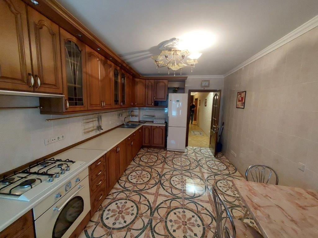 Аренда 2-комнатной квартиры 120 м², Ярославский пер.