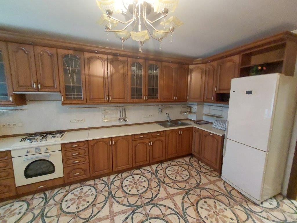 Аренда 2-комнатной квартиры 120 м², Ярославский пер.