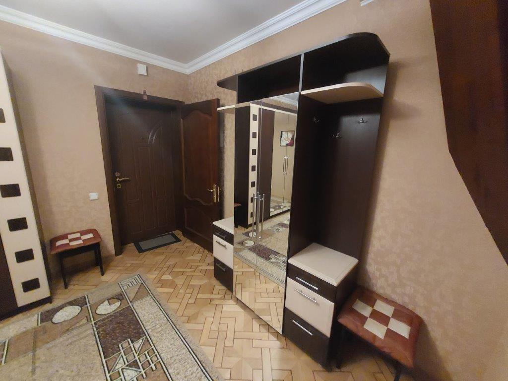 Аренда 2-комнатной квартиры 120 м², Ярославский пер.