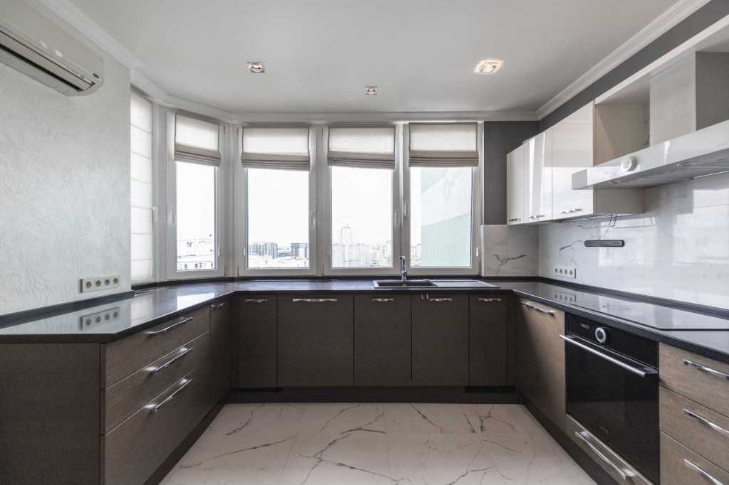 Оренда 4-кімнатної квартири 152 м², Єлизавети Чавдар вул., 3