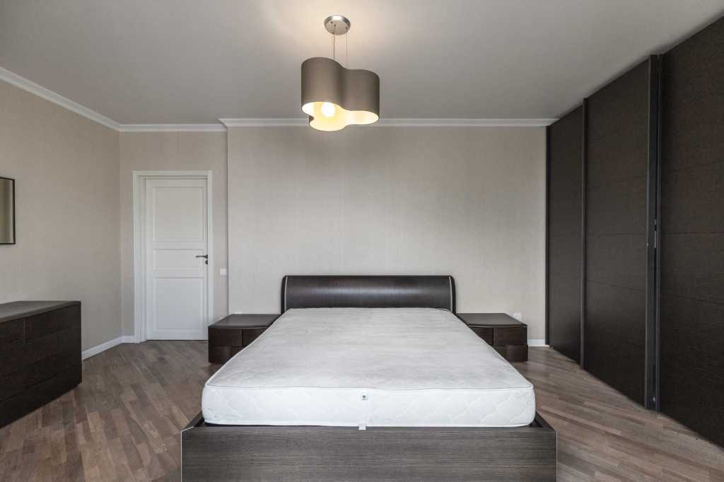 Оренда 4-кімнатної квартири 152 м², Єлизавети Чавдар вул., 3