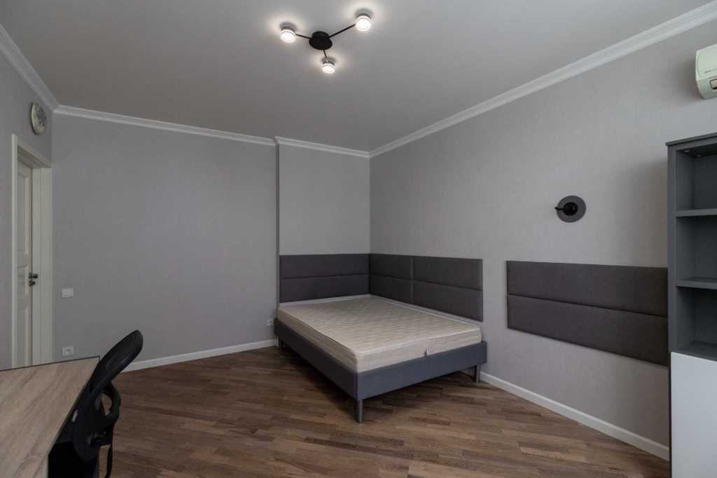 Оренда 4-кімнатної квартири 152 м², Єлизавети Чавдар вул., 3