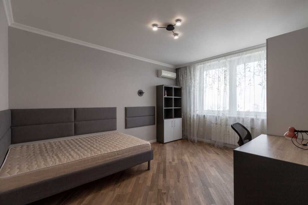 Оренда 4-кімнатної квартири 152 м², Єлизавети Чавдар вул., 3