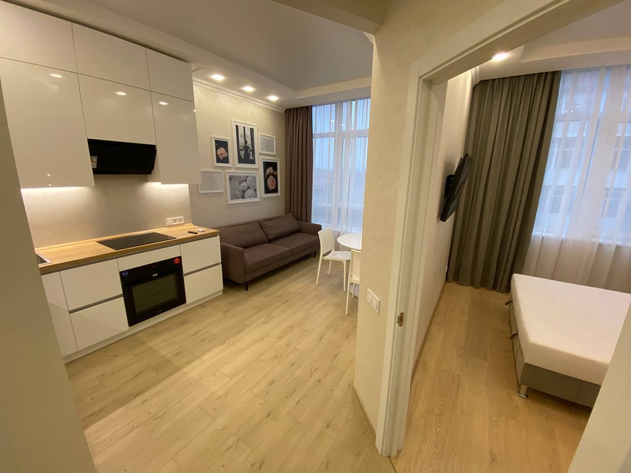 Аренда 1-комнатной квартиры 56 м², Сергея Подолинского ул.