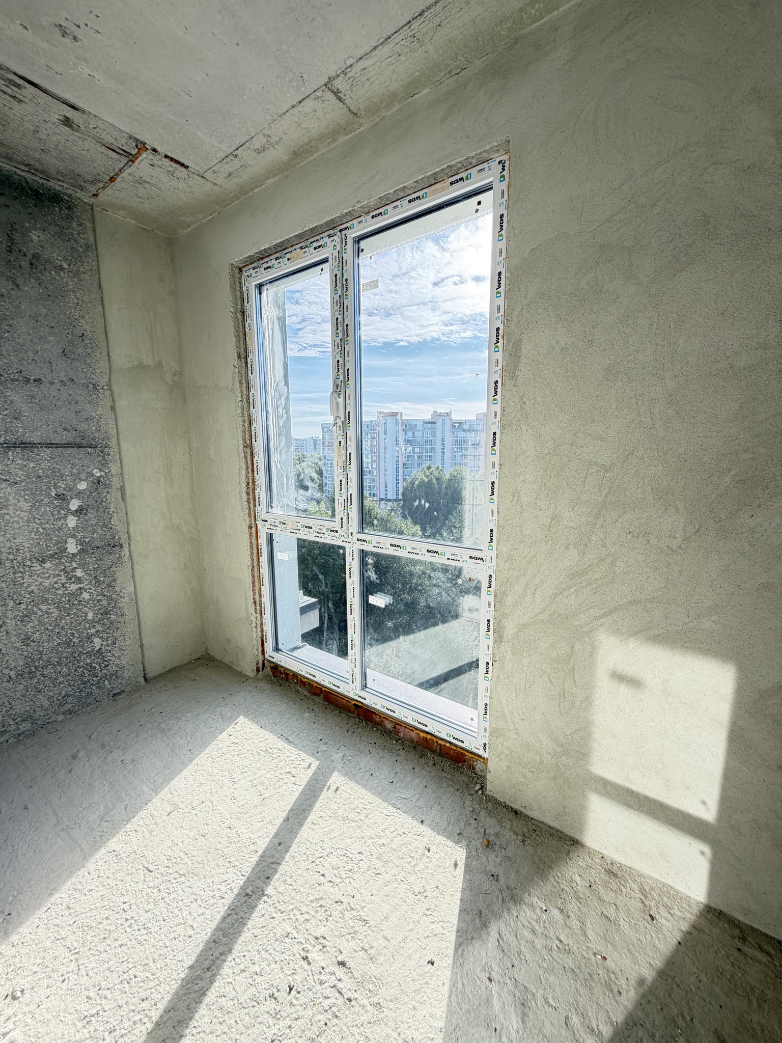 Продажа 1-комнатной квартиры 53 м², Ивана Величковского ул., 84
